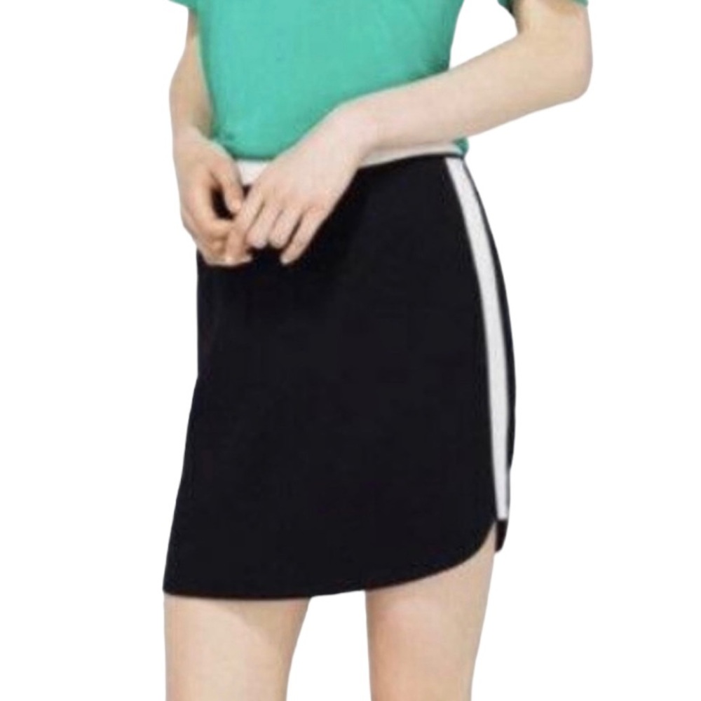 Aritzia Babaton Black Crepe Mini Skirt with White Side Stripe Trim 4